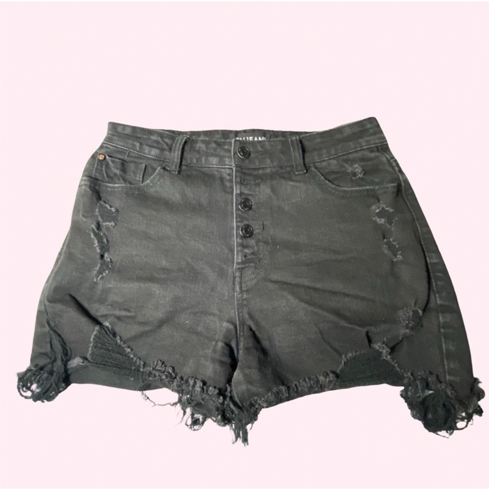 Distressed Black Denim‎ Shorts black